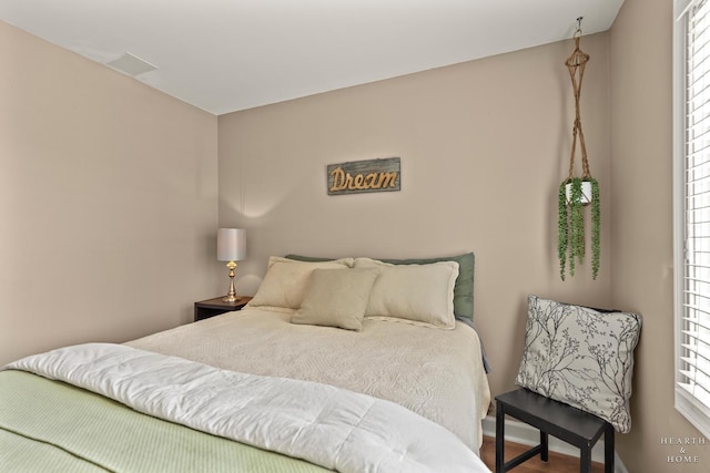 10405 Kenilworth Ave, Algonquin, IL 60102 - bedroom with baseboards