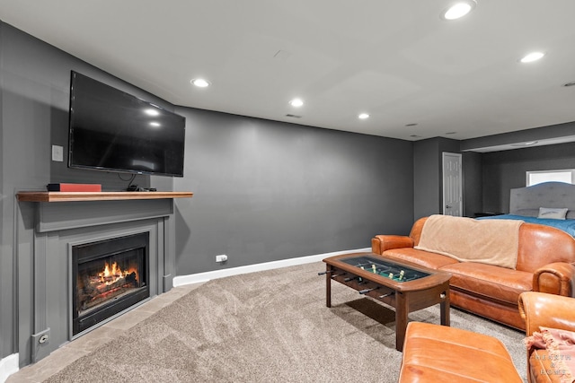 10405 Kenilworth Ave, Algonquin, IL 60102 - living room with recessed lighting and a glass covered fireplace