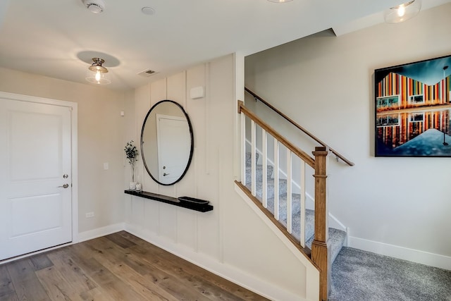1058 E Oakton St, Des Plaines, IL 60018 - foyer entrance with stairs and wood finished floors
