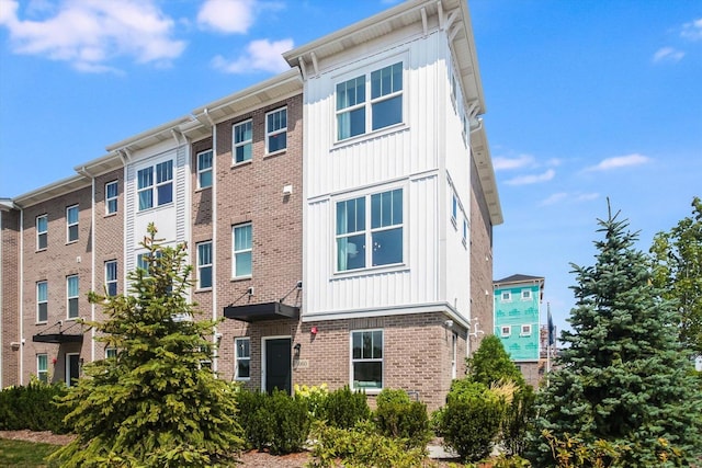 1060 E Oakton St, Des Plaines, IL 60018 - photo 33