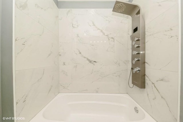 8108 S Wolcott Ave, Chicago, IL 60620 - bathroom with shower / washtub combination
