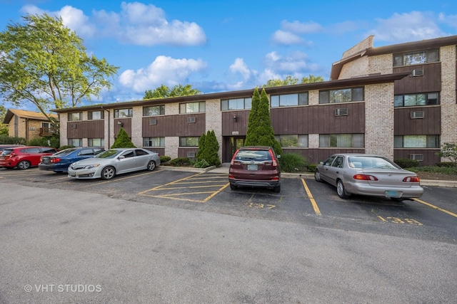 4436 Arbor Cir Unit 4, Downers Grove, IL 60515 - view of uncovered parking lot