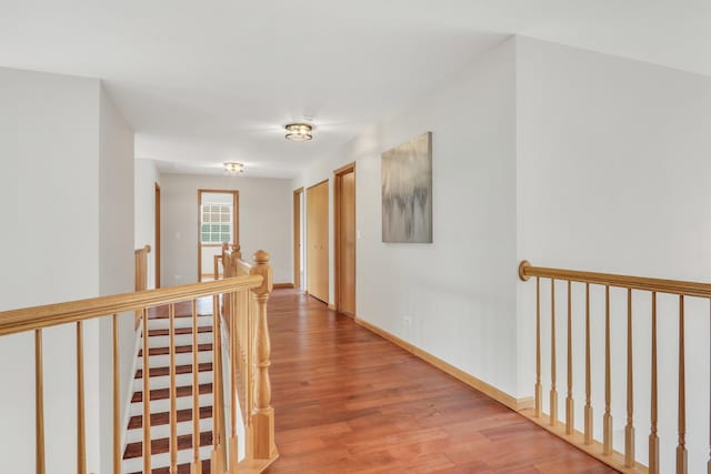 34405 N Bobolink Trl, Grayslake, IL 60030 - hallway featuring light wood-type flooring and an upstairs landing