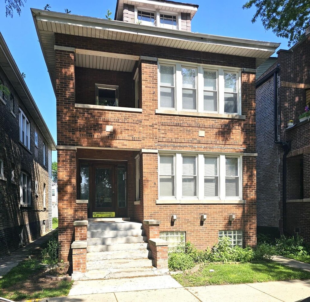 3827 S Damen Ave, Chicago, IL 60609 - photo 1