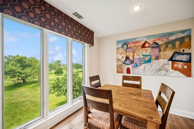 1740 Mission Hills Rd Unit 304, Northbrook, IL 60062 - dining space featuring wood finished floors and recessed lighting