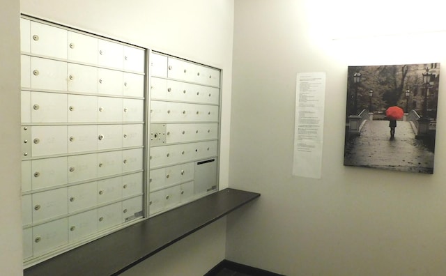 9740 S Pulaski Rd Unit 107, Oak Lawn, IL 60453 - view of community with mail area