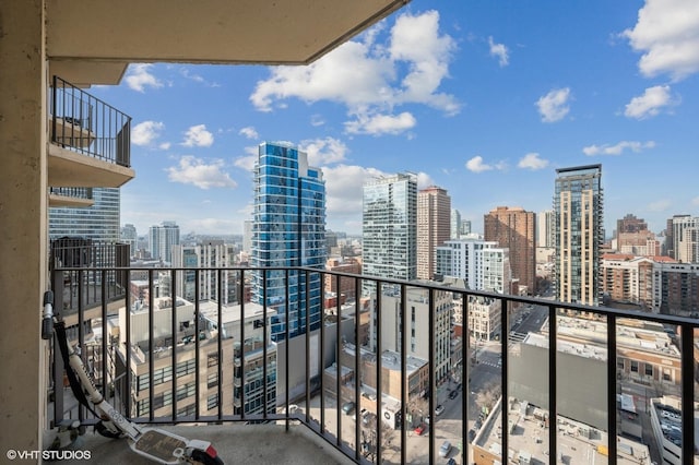 70 W Huron St Unit 2202, Chicago, IL 60654 - balcony with a skyline view