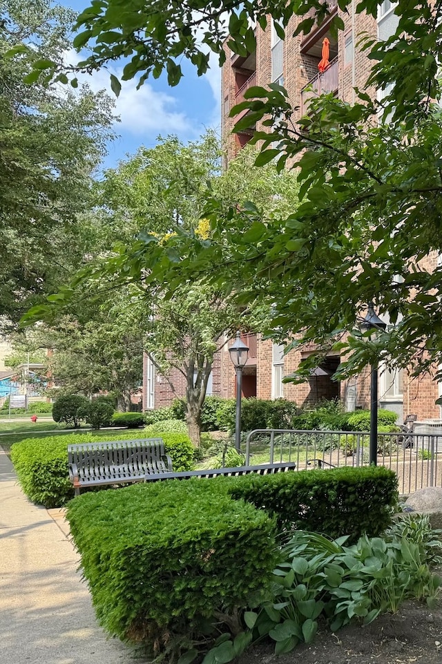 825 Pearson St Unit 3A, Des Plaines, IL 60016 - view of home's community
