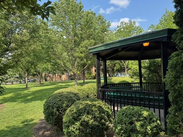 825 Pearson St Unit 3A, Des Plaines, IL 60016 - view of community featuring a gazebo and a yard