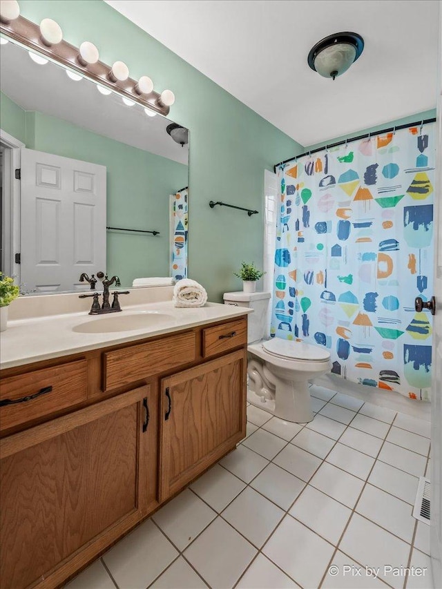 200 Ambria Dr, Mundelein, IL 60060 - bathroom with tile patterned flooring and vanity