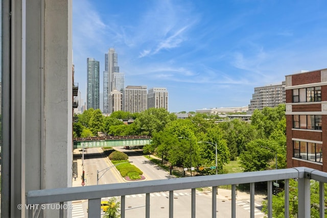1600 S Indiana Ave Unit 508, Chicago, IL 60616 - balcony with a skyline view