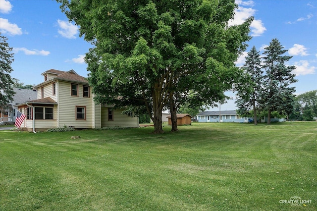 92 Maple St, Sugar Grove, IL 60554 - view of grassy yard