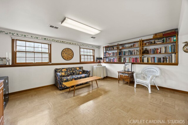 718 Liberty Ln, Lombard, IL 60148 - living area featuring baseboards