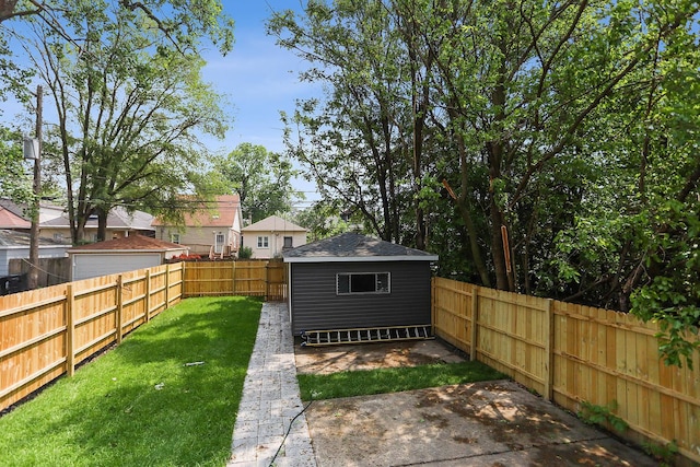 8235 S Woodlawn Ave, Chicago, IL 60619 - photo 2