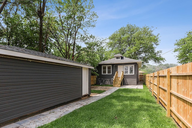 8235 S Woodlawn Ave, Chicago, IL 60619 - photo 3