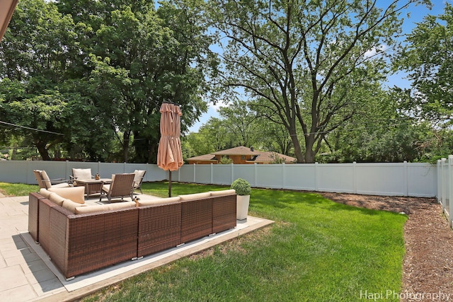 813 E Gardenia Ln, Palatine, IL 60074 - fenced backyard with an outdoor living space and a patio