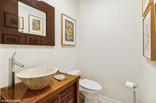 1410 N State Pkwy Unit 18B, Chicago, IL 60610 - bathroom with toilet and a sink
