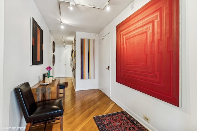 1410 N State Pkwy Unit 18B, Chicago, IL 60610 - entryway featuring rail lighting and wood finished floors