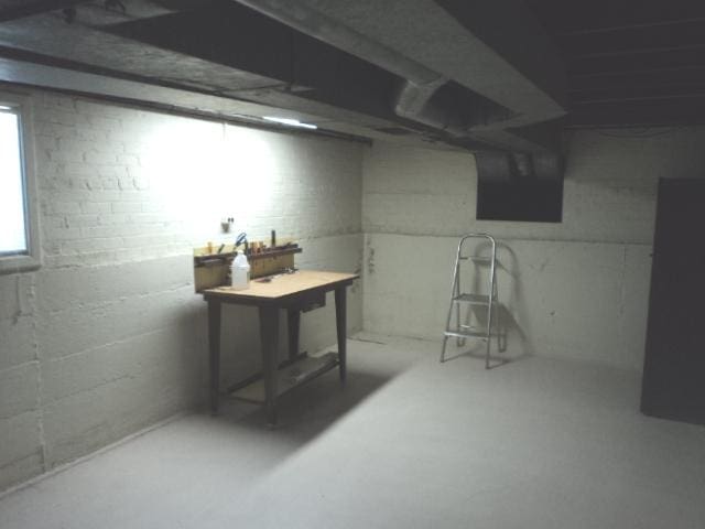7341 W 56th Pl, Summit, IL 60501 - view of basement