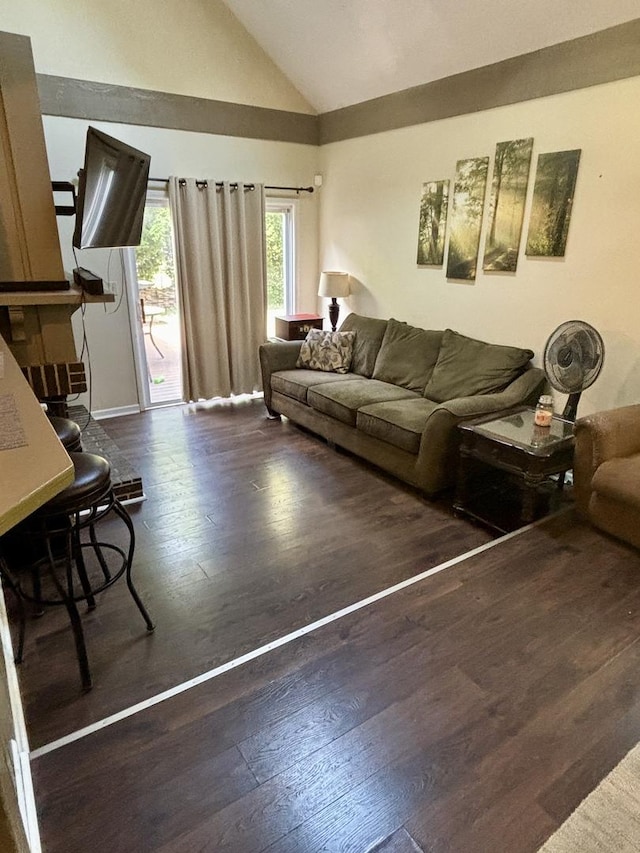 847 Teverton Ln, Crystal Lake, IL 60014 - living area featuring wood finished floors and high vaulted ceiling