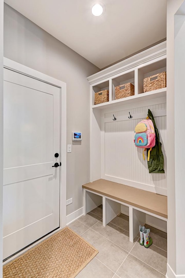 12830 Marble St Unit 25A, Lemont, IL 60439 - mudroom featuring light tile patterned flooring and baseboards
