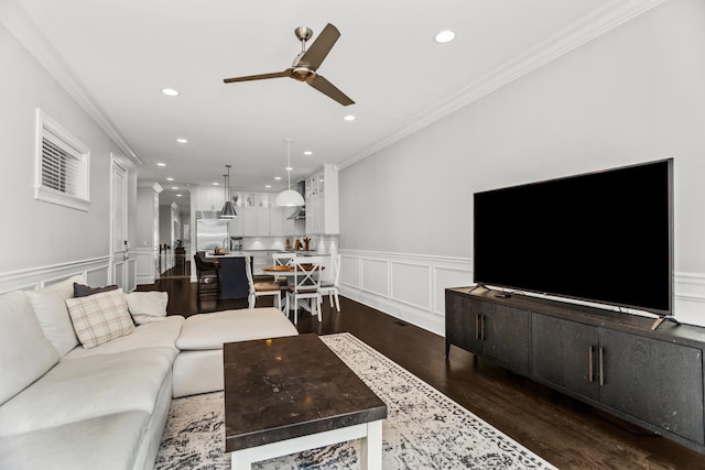 2769 N Kenmore Ave Unit 1, Chicago, IL 60614 - living area featuring a ceiling fan, ornamental molding, recessed lighting, wainscoting, and dark wood finished floors