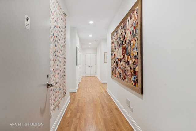 2835 N Lakewood Ave Unit 2C, Chicago, IL 60657 - hall with light wood finished floors and recessed lighting