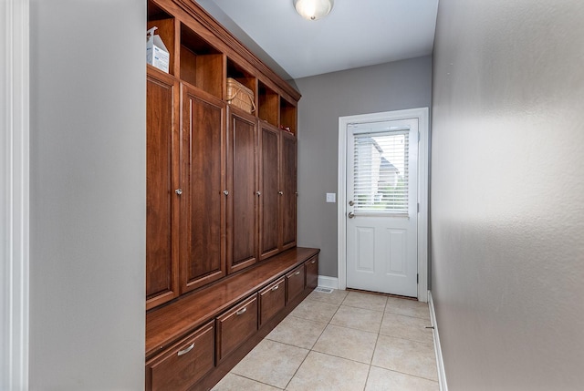 5327 Bamboo Ln, Naperville, IL 60564 - mudroom featuring light tile patterned flooring and baseboards