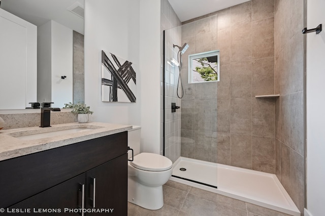 20 Pinnacle Ct, Naperville, IL 60565 - bathroom with vanity and a tile shower