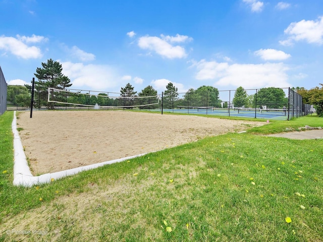 308 Ramsey Dr, Romeoville, IL 60446 - view of home's community featuring a tennis court and volleyball court