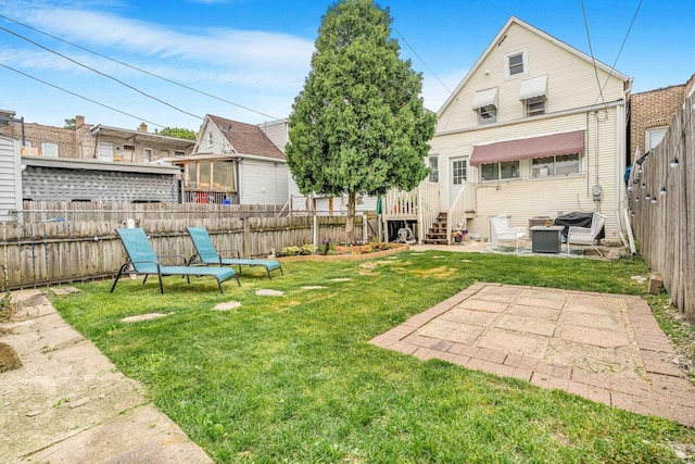 4025 W 24th St, Chicago, IL 60623 - fenced backyard with a patio