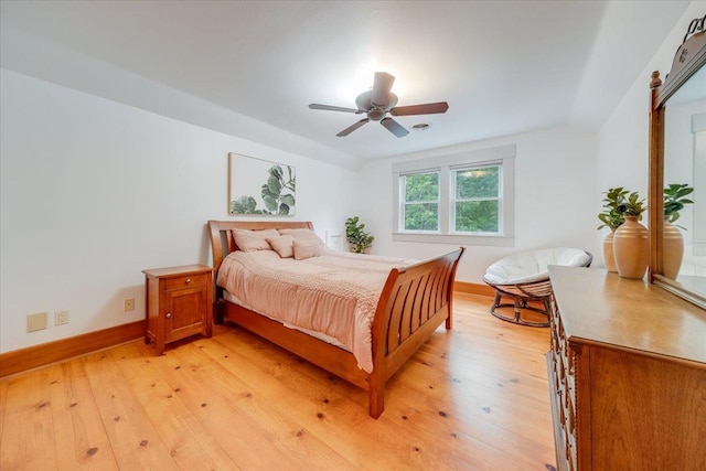 2 Timber Ridge Ln, Mansfield, IL 61854 - bedroom featuring light wood-style floors and ceiling fan