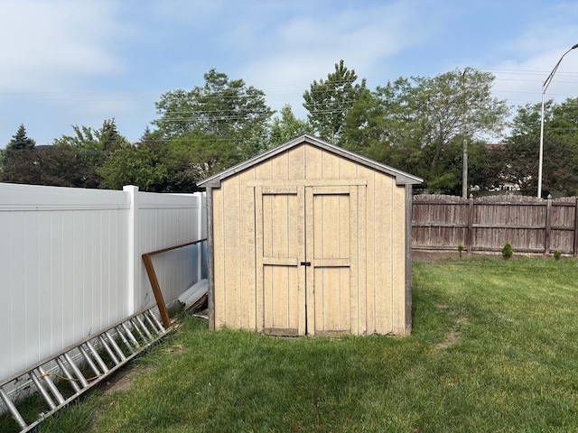 2109 Gray Hawk Dr, Plainfield, IL 60586 - view of shed with a fenced backyard