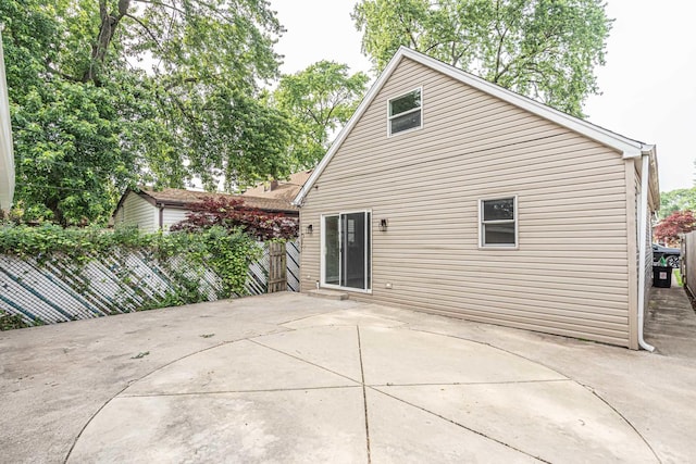 5707 W 82nd Pl, Burbank, IL 60459 - rear view of house featuring a patio area