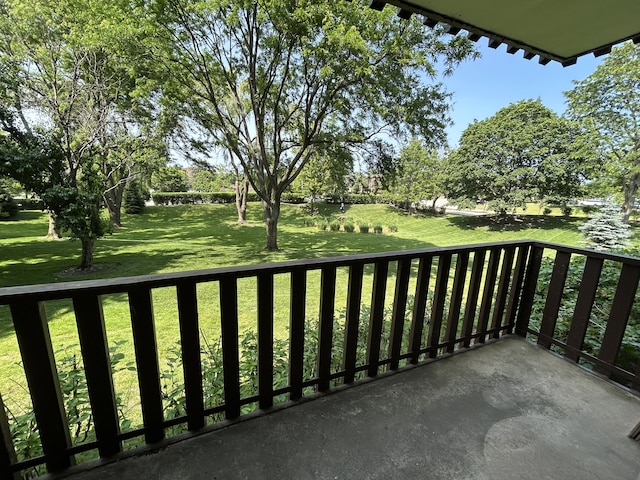 1125 Lake Cook Rd Unit 209, Northbrook, IL 60062 - view of balcony