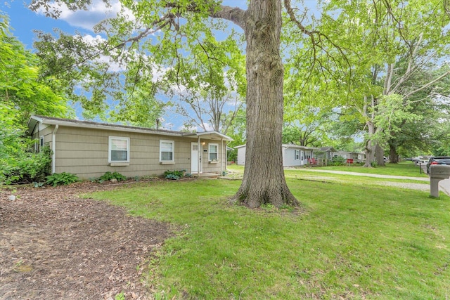1825 Parkdale Dr, Champaign, IL 61821 - view of green lawn