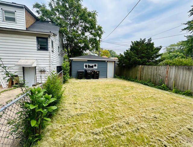 8537 S Kingston Ave, Chicago, IL 60617 - photo 15