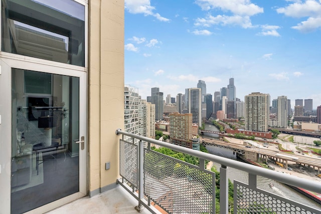 700 N Larrabee St Unit 2010, Chicago, IL 60654 - balcony featuring a view of skyline