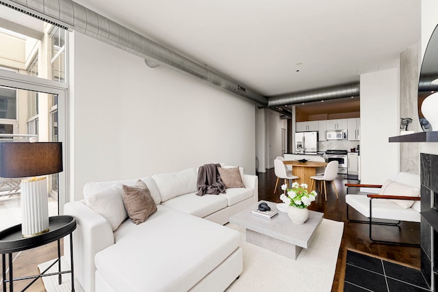 700 N Larrabee St Unit 2010, Chicago, IL 60654 - living room with wood finished floors