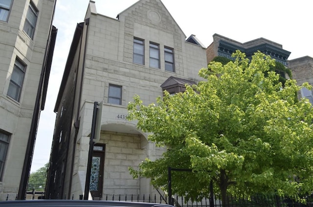 4435 S Oakenwald Ave Unit 1, Chicago, IL 60653 - view of front of house with stone siding