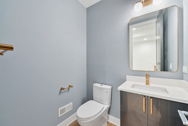 832 W Altgeld St Unit 1, Chicago, IL 60614 - half bath featuring toilet and vanity