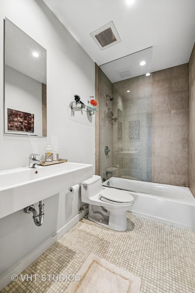 1711 W Division St Unit 303, Chicago, IL 60622 - full bath featuring shower / bath combination and tile patterned flooring