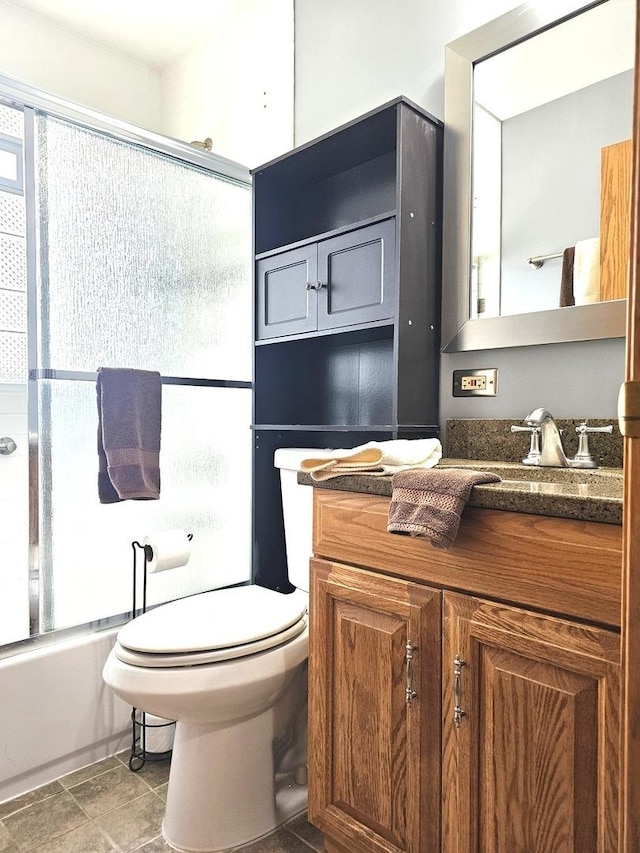 6512 Ridge Dr, Chicago Ridge, IL 60415 - full bath with vanity and enclosed tub / shower combo