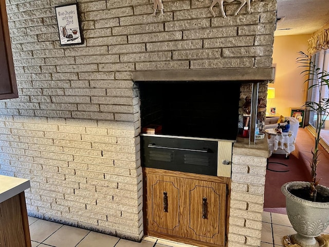 336 Flossmoor Ave, Waukegan, IL 60085 - detailed view of a fireplace