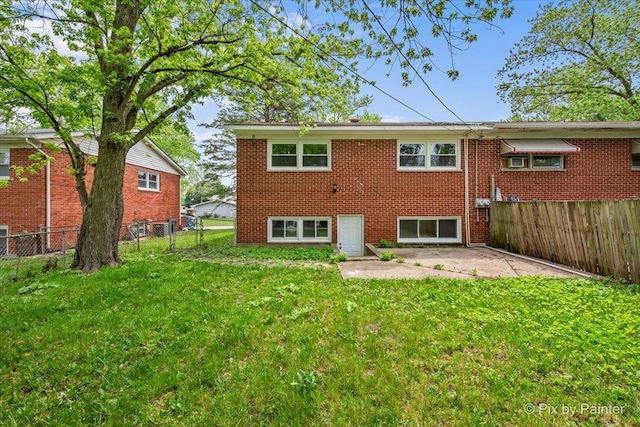 6710 Valley View Rd, Hanover Park, IL 60133 - back of house featuring a patio area and a fenced backyard