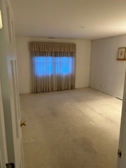 872 Mason Ln, Des Plaines, IL 60016 - view of carpeted spare room