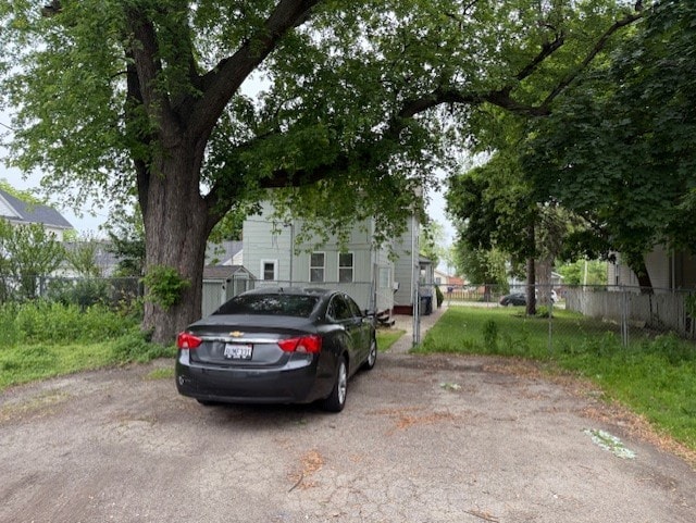 670 S Martin Luther King Jr Ave, Waukegan, IL 60085 - view of obstructed view of property