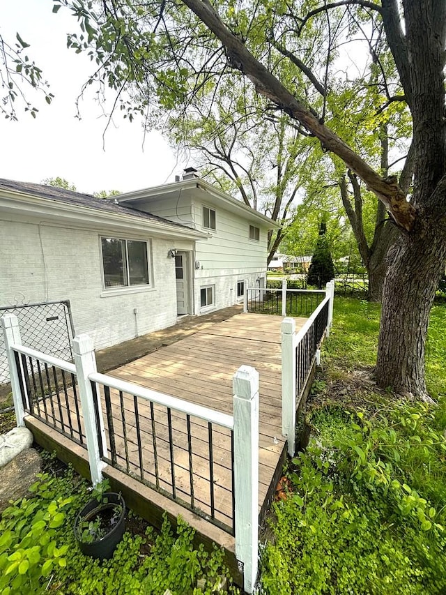 126 N Prairie Ave, Bloomingdale, IL 60108 - view of wooden deck