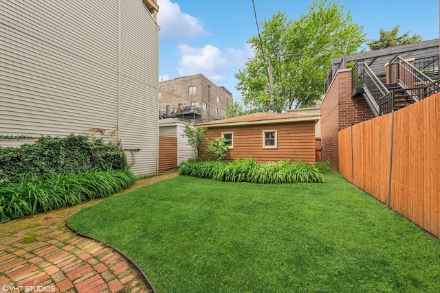 3724 N Bosworth Ave, Chicago, IL 60613 - photo 2