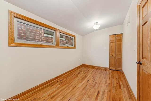3724 N Bosworth Ave, Chicago, IL 60613 - photo 20